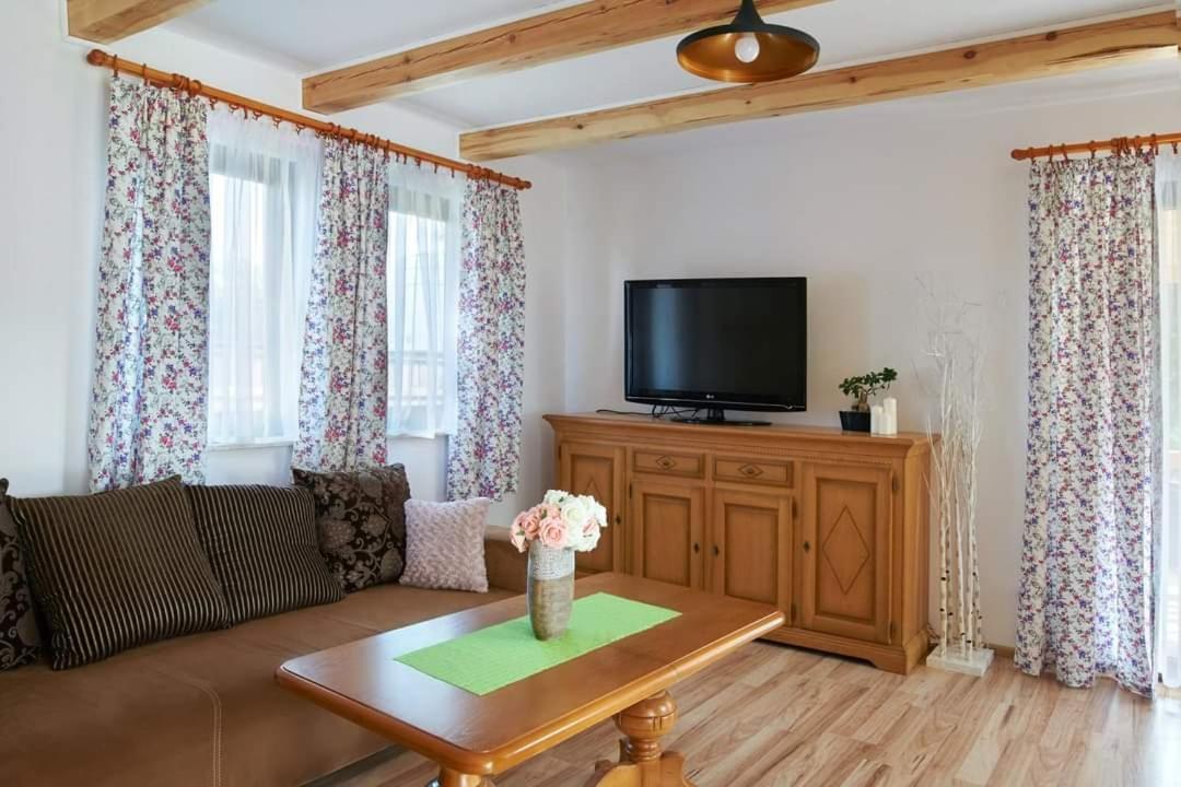 Sosnowy Domek Krasnobrod Luaran gambar